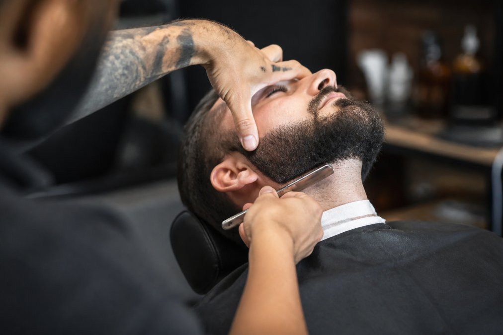 Entretien barbe méticuleux: le guide du professionnel