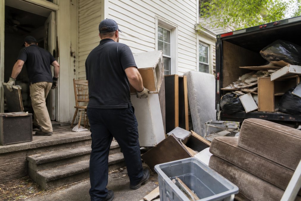 Fast Property Cleanout Akron Ohio: 2026 How-To Guide