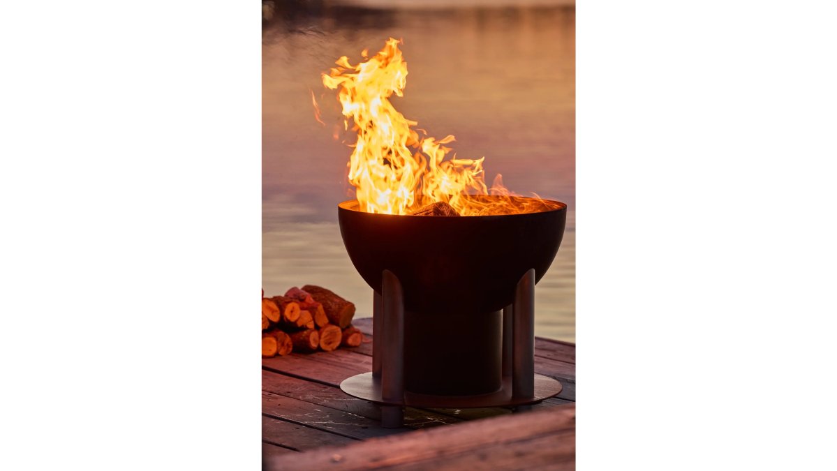 FIRE PIT & GRILL