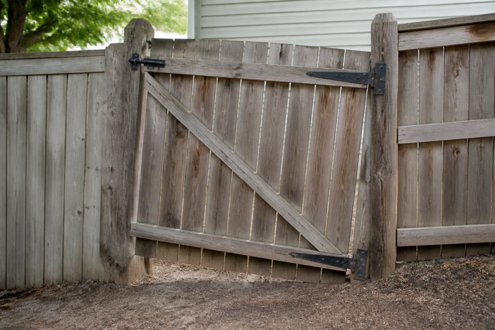 Fix a Sagging Gate That Won't Latch: Step-by-Step Guide