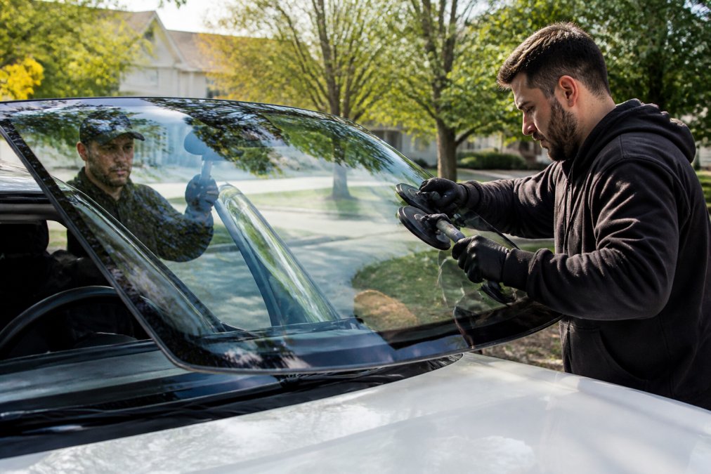FL Windshield Replacement Insurance Requirements 2026