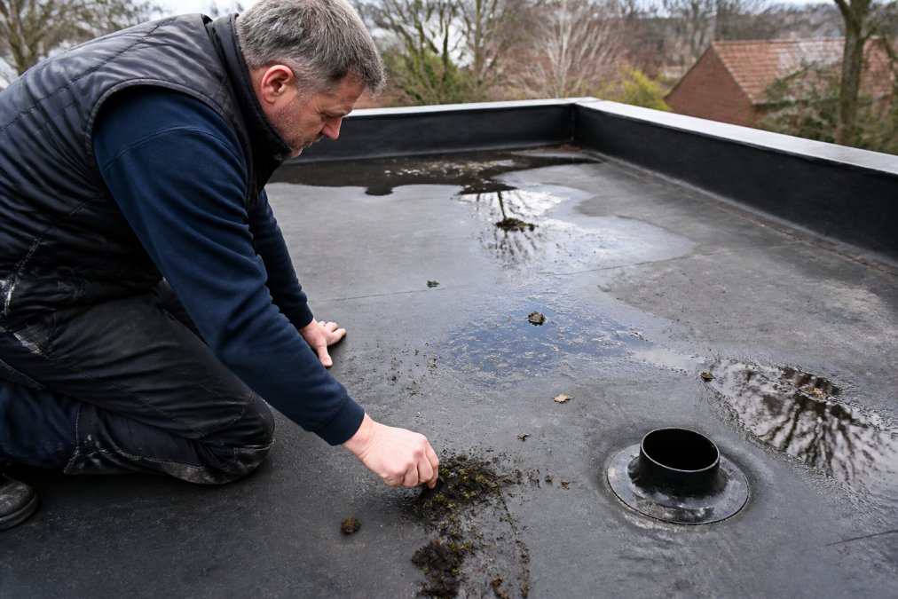 Flat Roof Maintenance Checklist for Homeowners