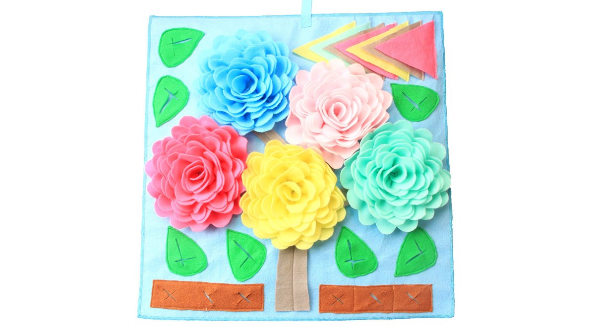 Flower pet sniffing mat