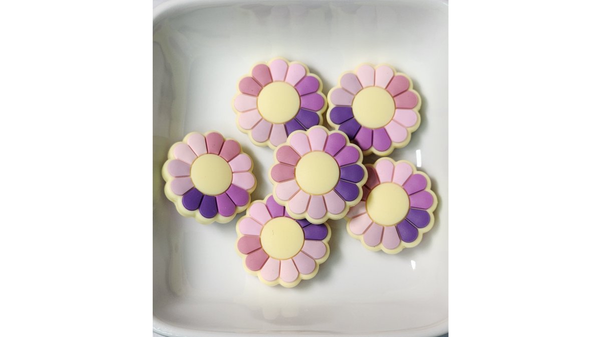 Flower Silicone focal beads