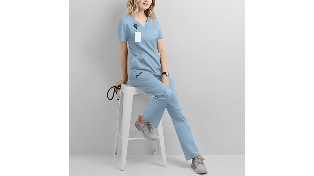 Four-Way-Stretch Scrub Set