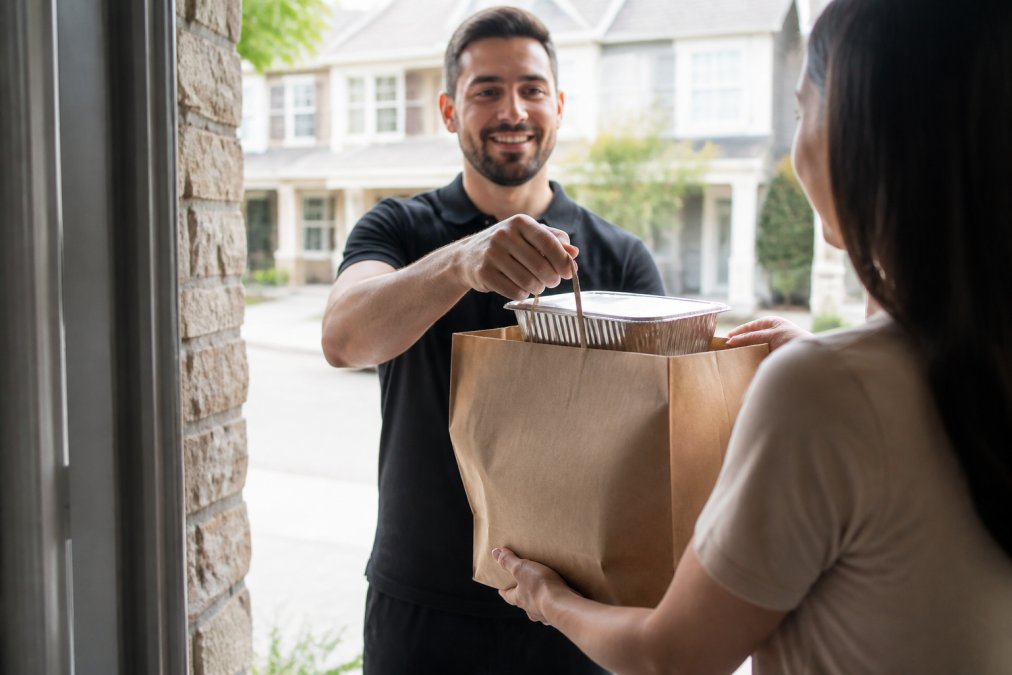 Fresh Lamb Gyro Delivery: Quality, Taste & Convenience