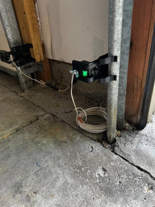 Garage door sensor, left side