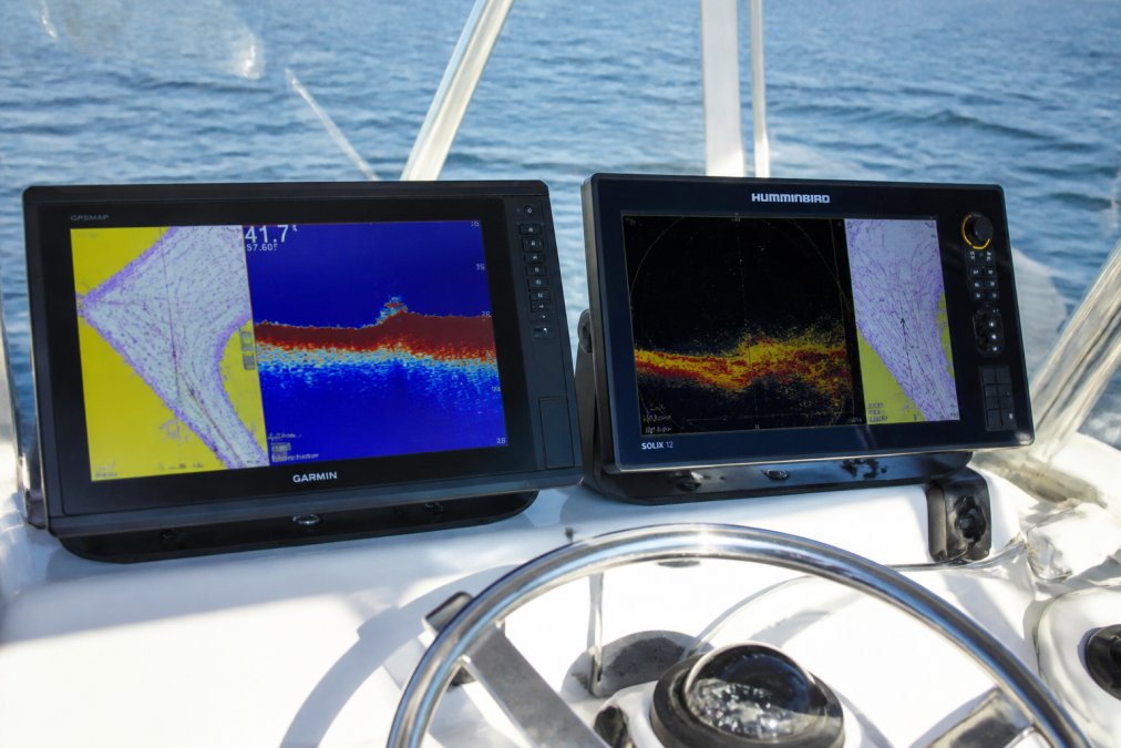 Visual comparison chart showing Garmin vs Humminbird for saltwater 2026