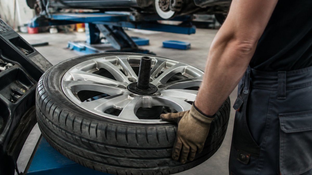 Genuine Alloy Wheels and Vehicle Handling: What Changes