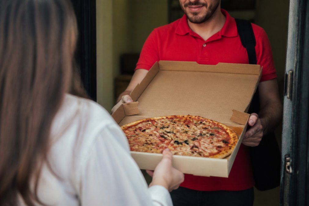 Get Pizza Delivered to Home: 2026 Ordering Guide