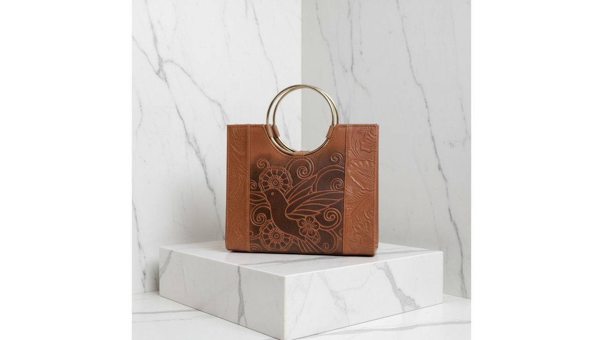 Hand-Tooled Vegan Leather Floral Tote Bag | Bolsa de Piel Vegana Tallada a Mano con Flores