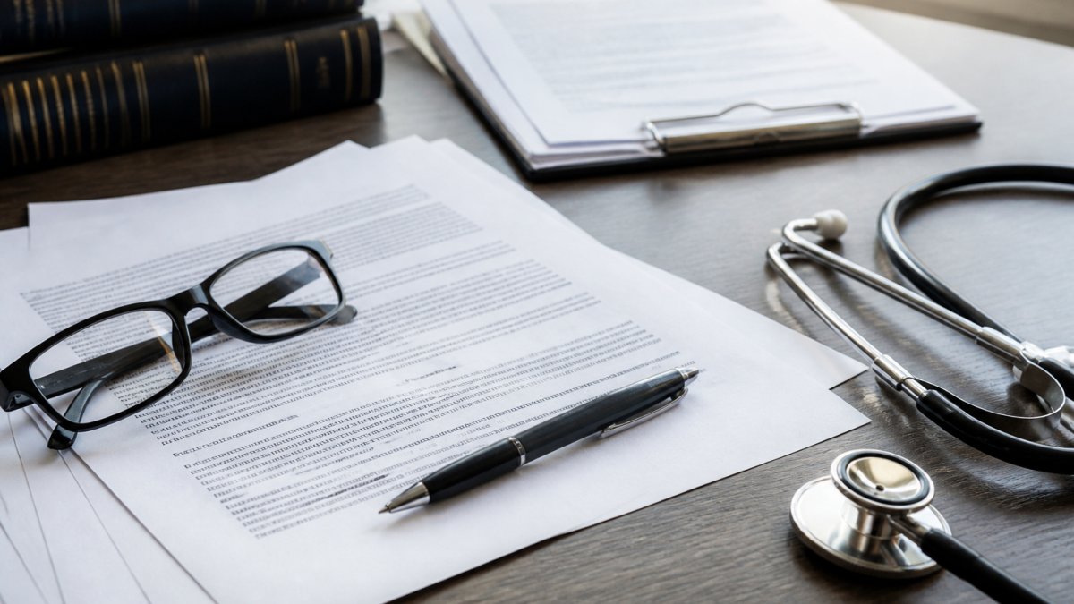 Healthcare Contract Review Checklist for Doctors