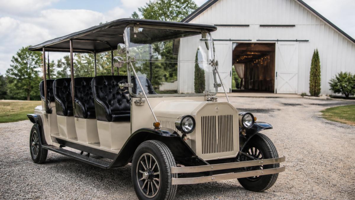 Horseless Carriage Rentals for Events: A 2026 Guide
