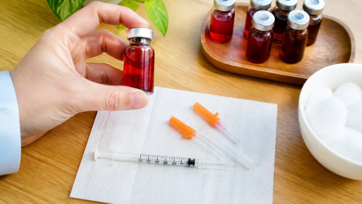 How Long Do B12 Shot Effects Last: Timeline & Duration