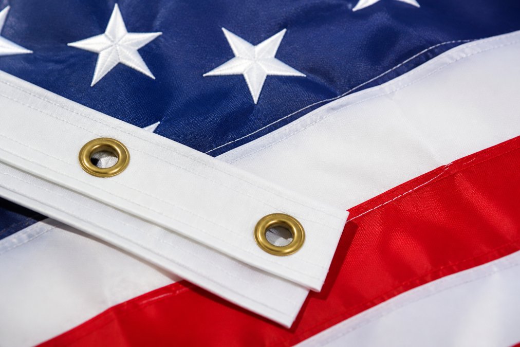 Step-by-step visual guide for outdoor flags last
