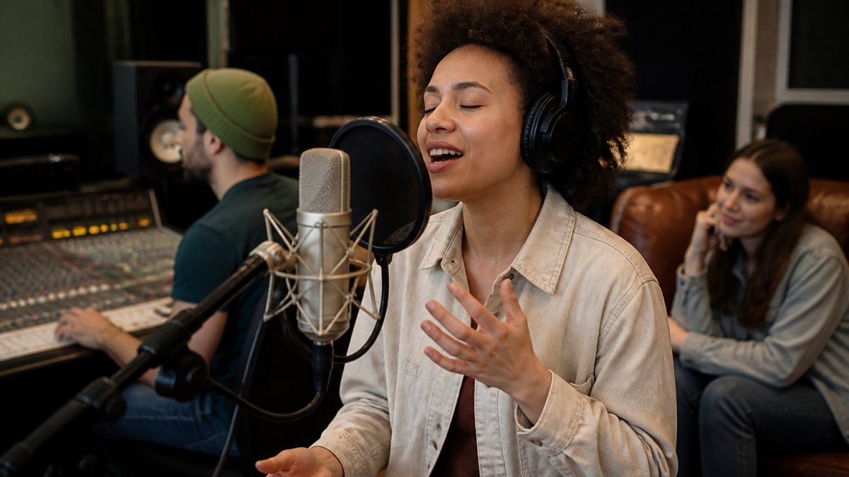 How to Achieve Professional Vocal Clarity in Your Mix