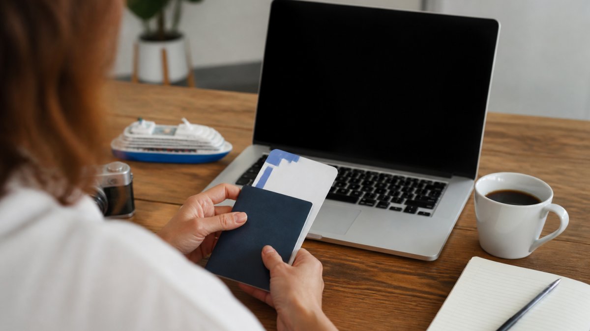 How to Book Cruise Flights: Step-by-Step Guide