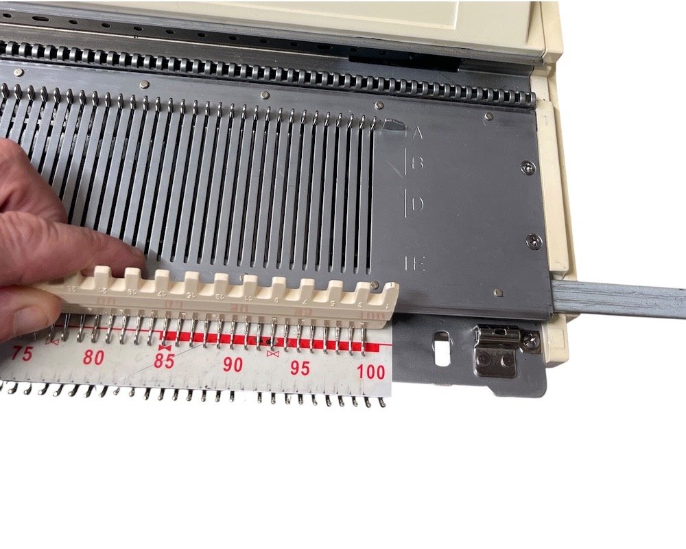 How to Check and Replace a Knitting Machine Sponge Bar