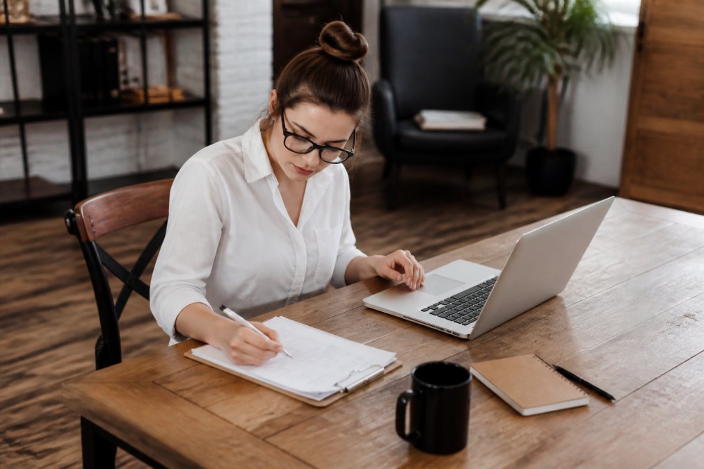 How to Choose a Business Entity for Freelancers (2026)