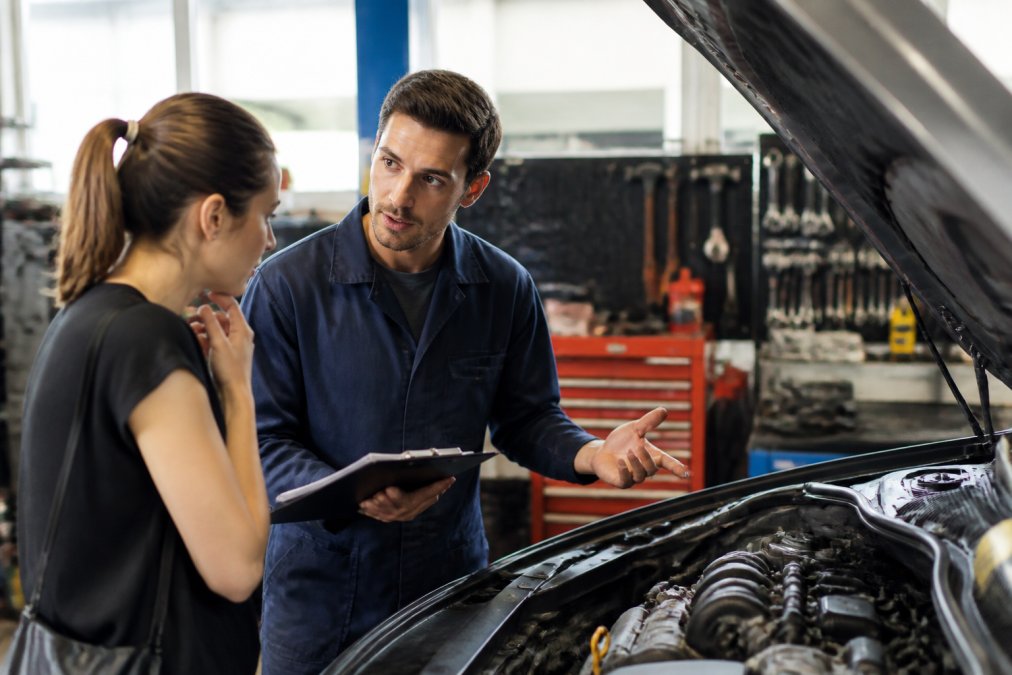 How to Choose a Mechanic: 7 Steps for 2026