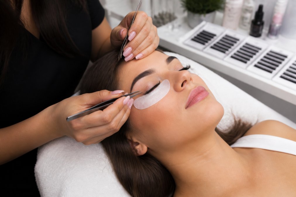 How to Choose Lash Extension Style: 2026 Guide