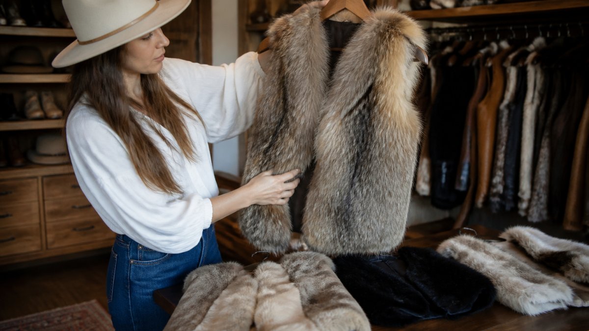 How to Choose the Right Fur Vest for Beginners