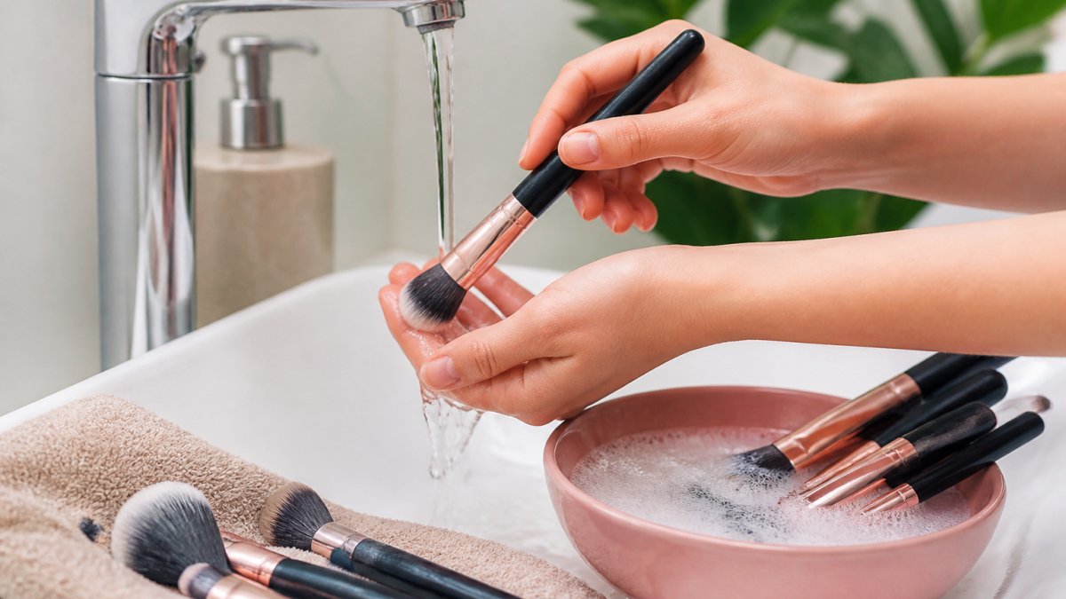 How to Clean Makeup Brushes Without Damaging Bristles