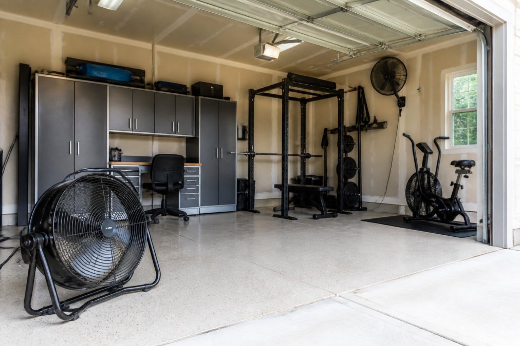 How to Cool Down a Hot Garage: 7 Proven Methods