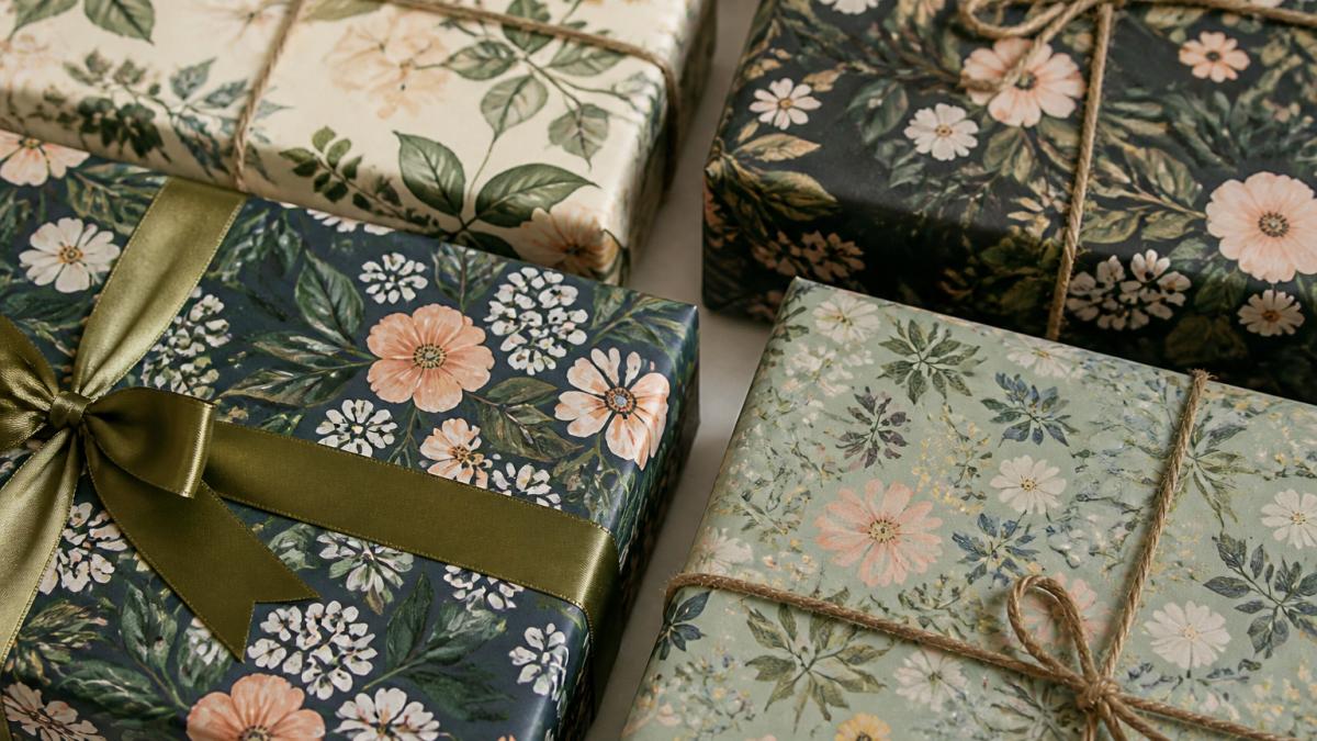 Comparison guide of premium floral and botanical wrapping paper patterns