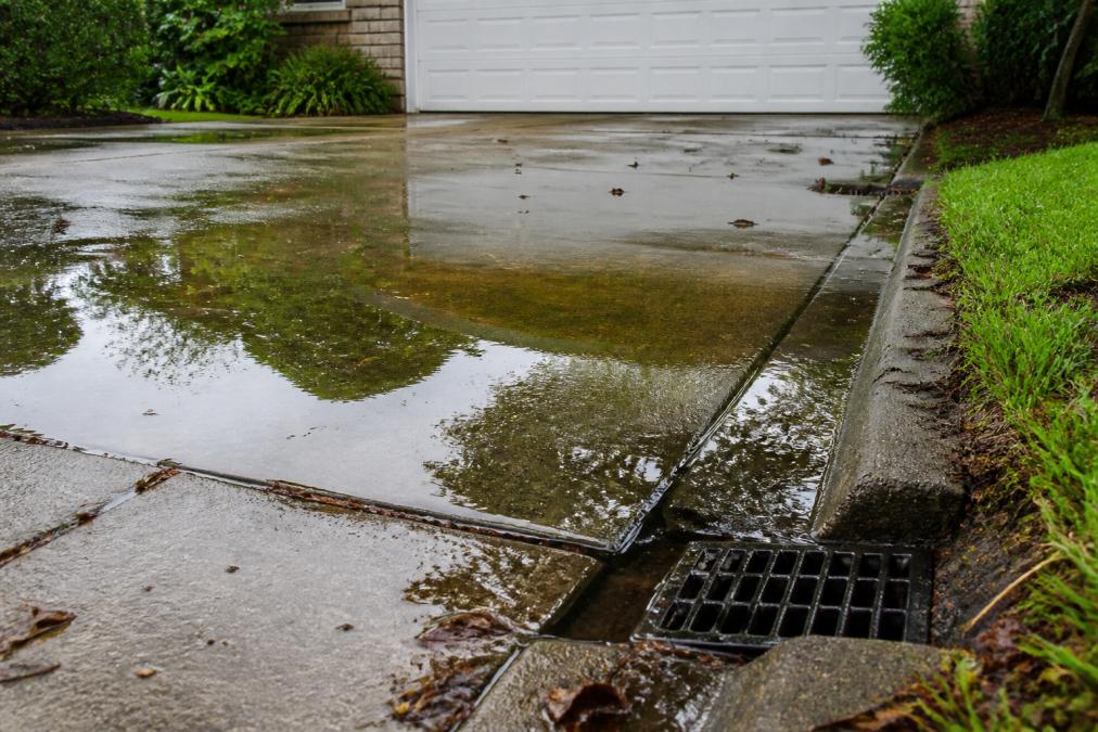 How to Fix Driveway Drainage Issues: 2026 Guide