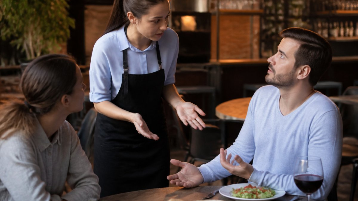 How to Handle Restaurant Service Recovery Effectively
