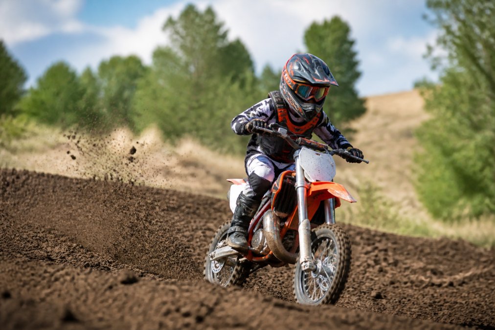 How to Improve Kid Dirt Bike Speed Safely