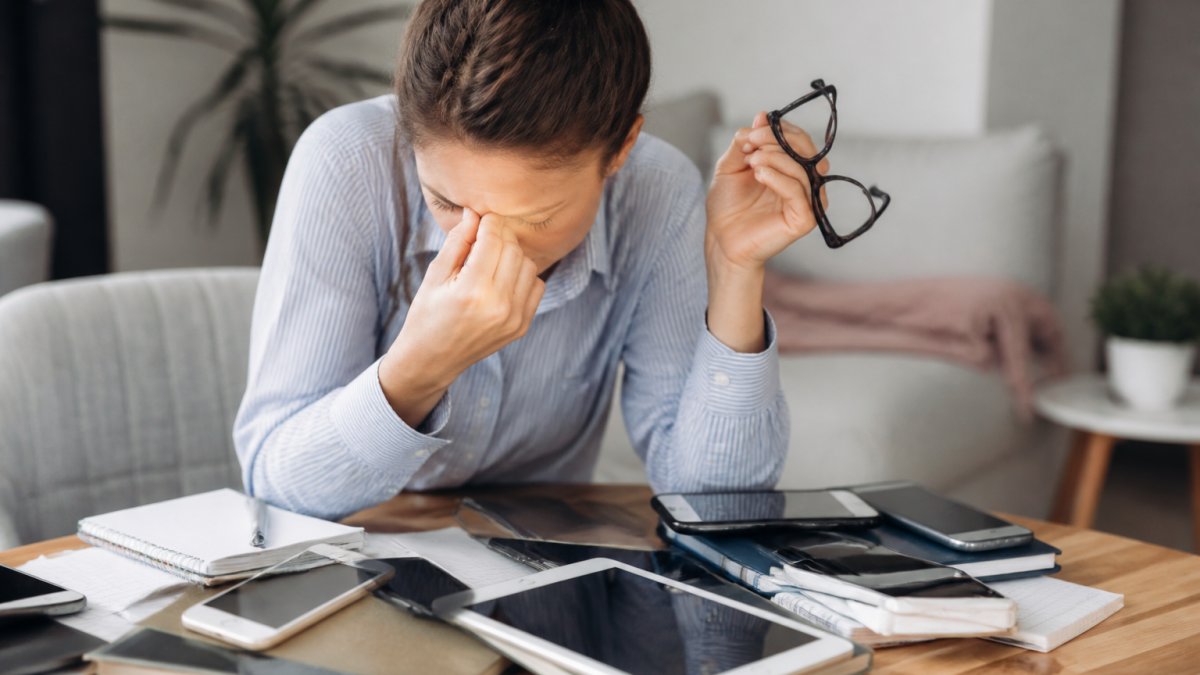 How to Reduce Digital Overwhelm for Productivity