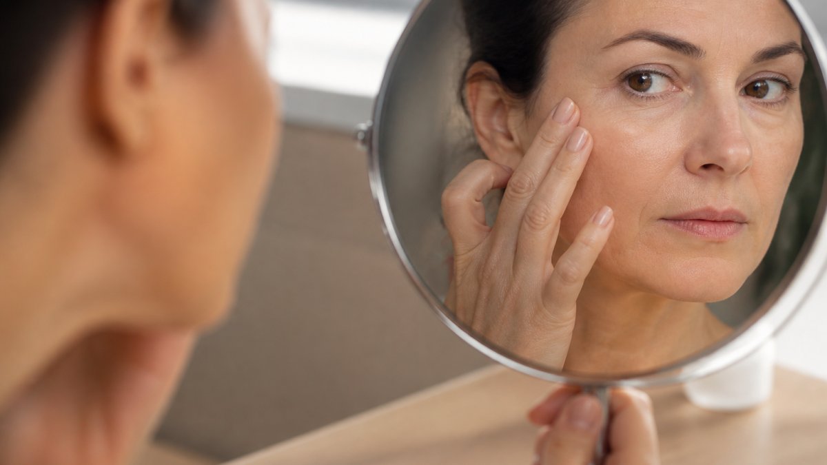 How to Reduce Fine Lines Without Surgery at Home