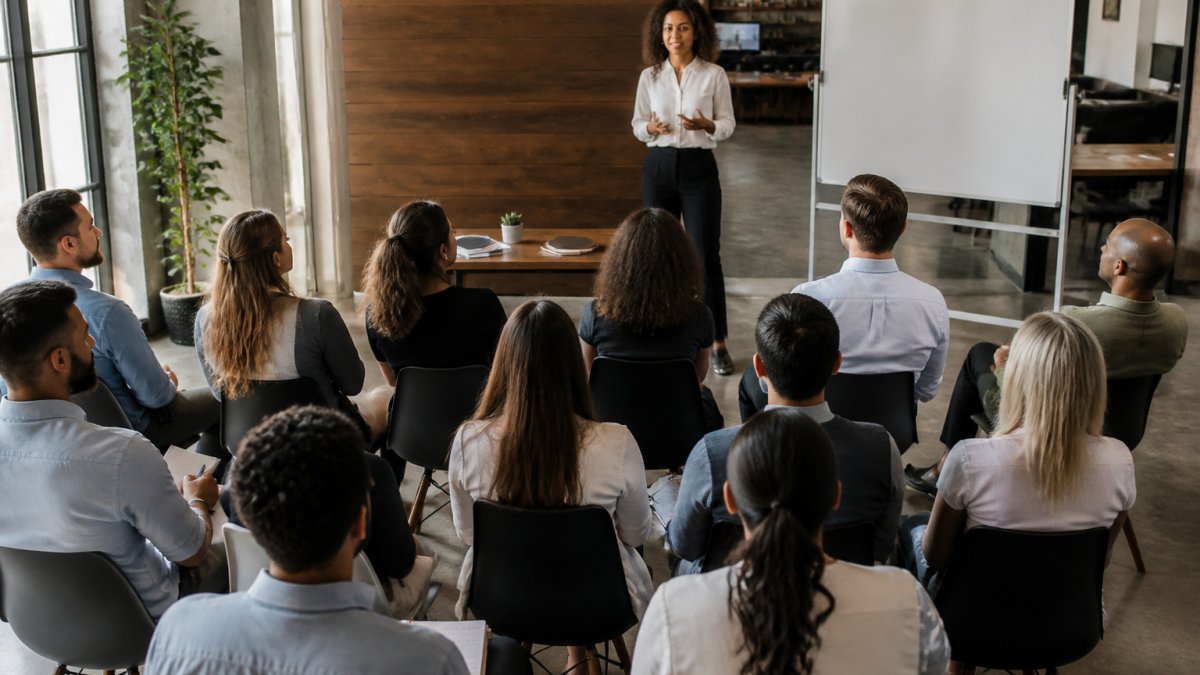 How to Scale Leadership Development: 7 Steps