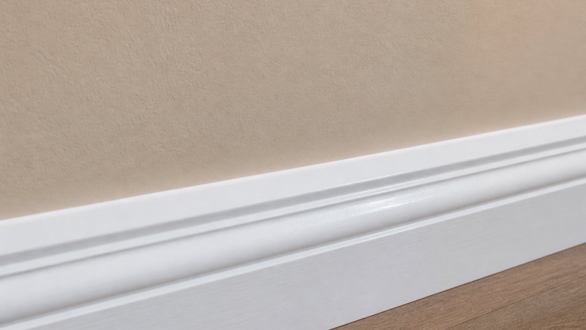 Diagram showing a crisp cut-in line for spot quality painting on trim
