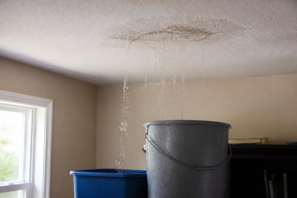 How to Stop a Roof Leak During Rain: Emergency Steps