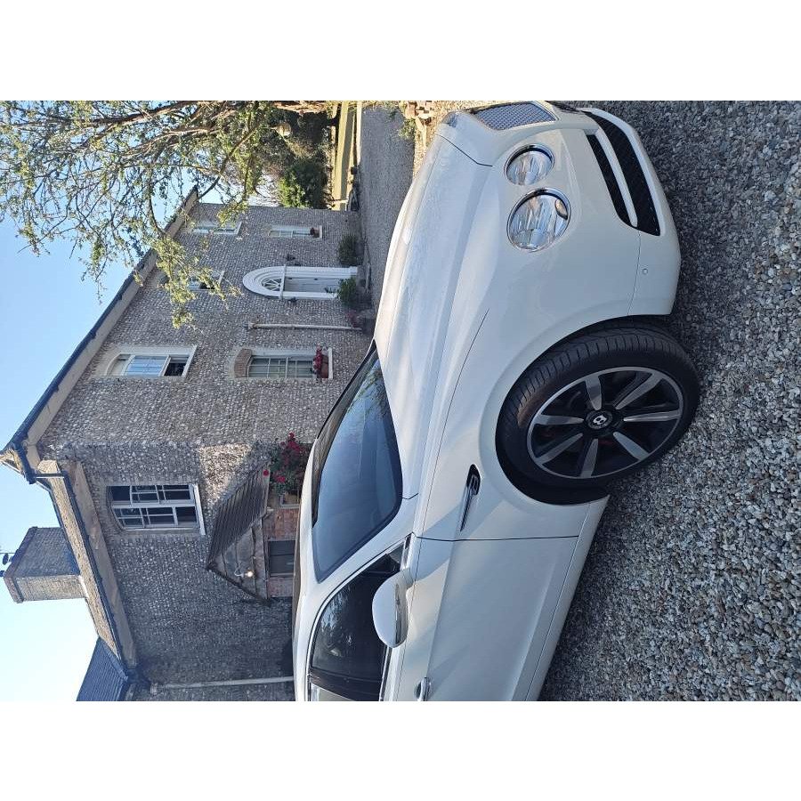 Luxury Wedding Car Hire: Top Options for Your Special Day