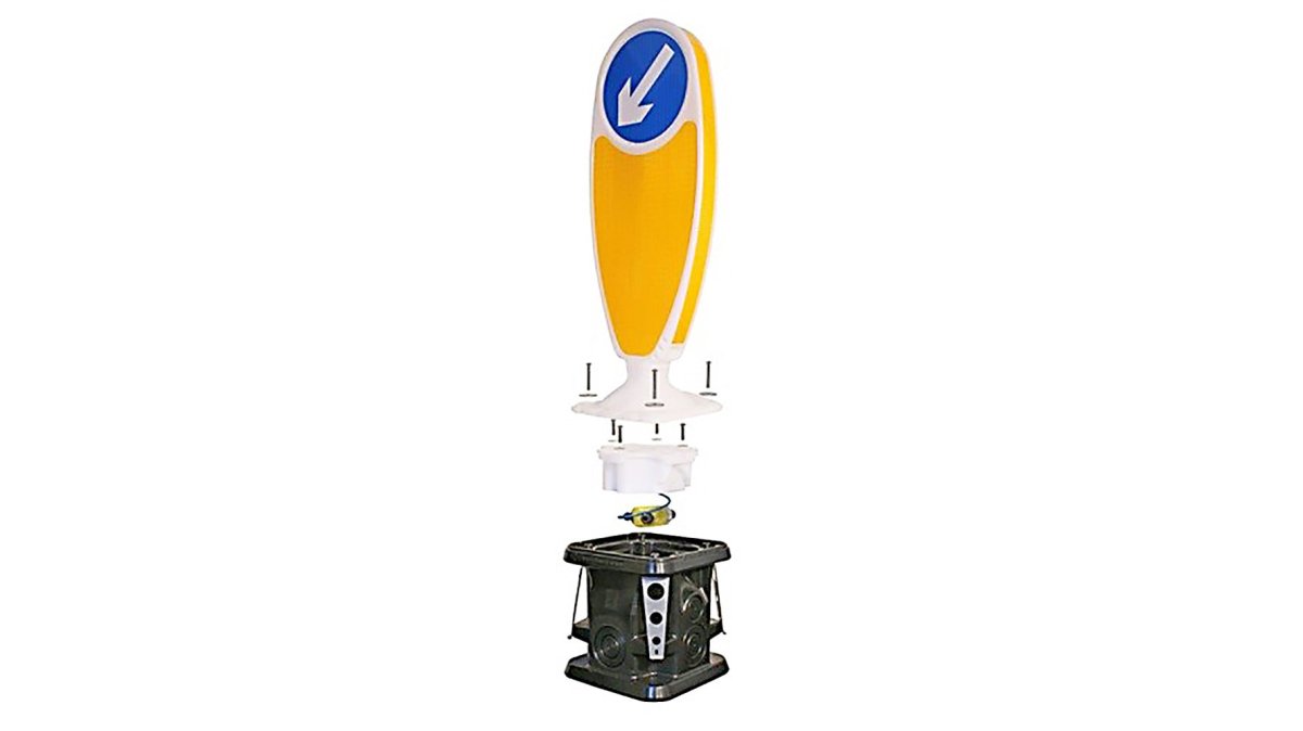 Illuminated Night Owl | Flexible Keep Left Bollards