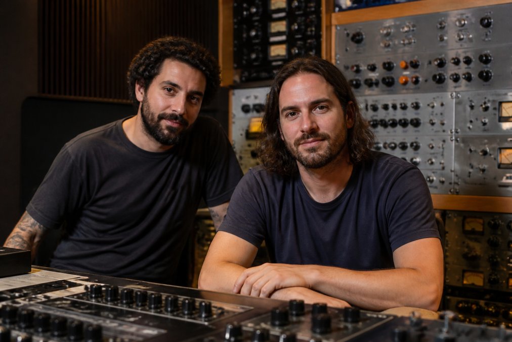 Improving Mix Depth With Analog Outboard Equipment