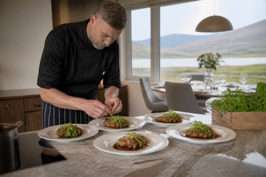 Is a Private Chef Worth It for Scotland Holidays?