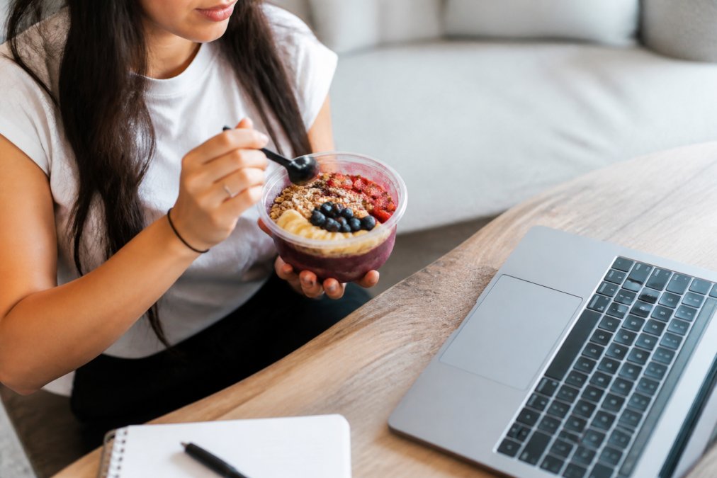 Is an Acai Bowl a Healthy Lunch? What You Need to Know