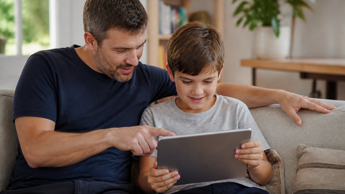 Infographic illustrating how parents monitor safe content when deciding if YouTube Premium is safe for kids