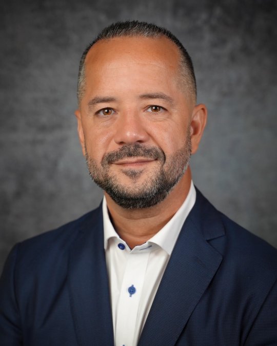 Joshua Gorra