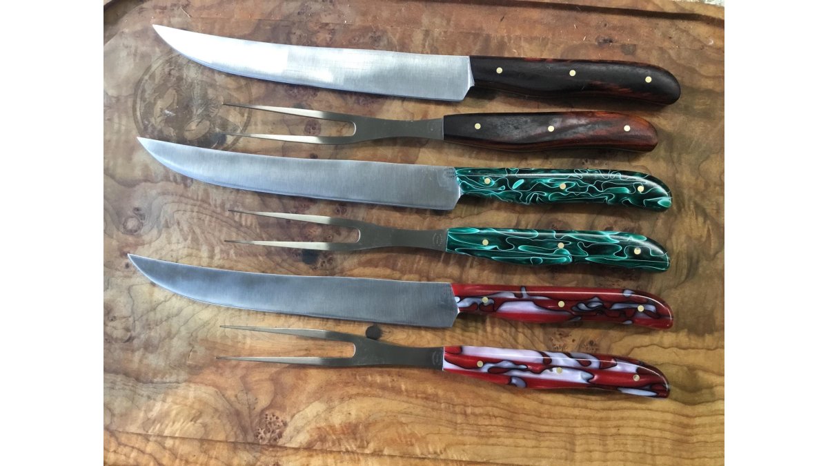 Kitchen Carving Set with solid maple cutting board