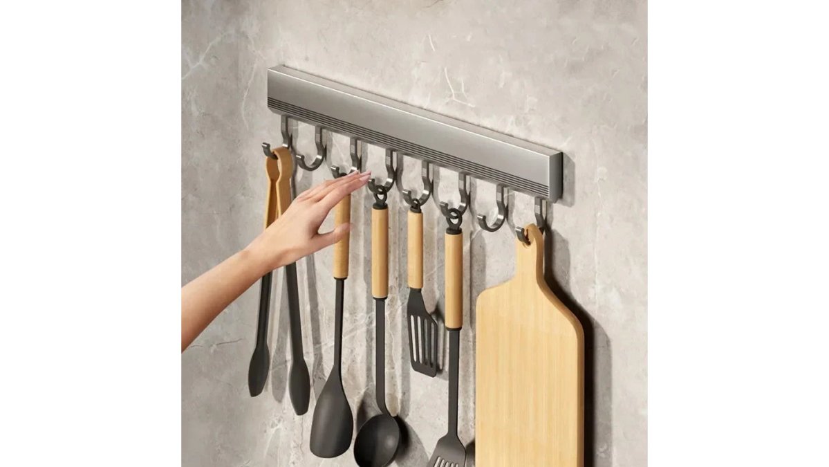 Kitchen Storage Rack Aluminum Alloy Hook Rack Wall Mounted Kitchen Utensil Storage Rack Bathroom Robe Towel Hanger