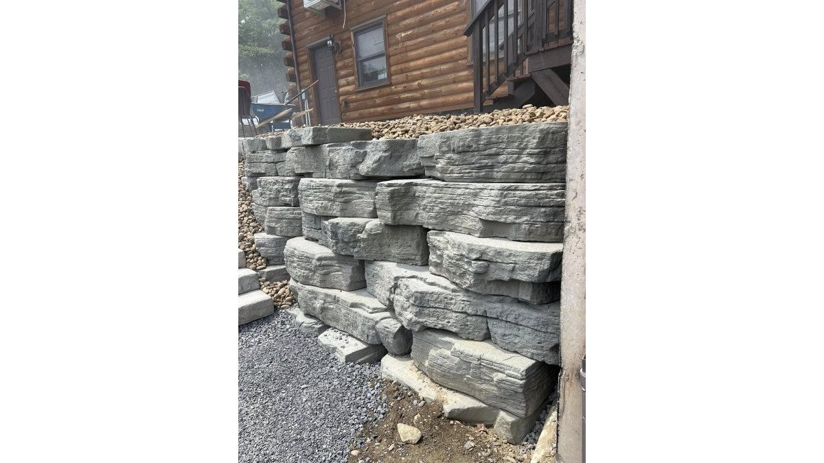 Retaining Wall Drainage Pipe: Step-by-Step Install