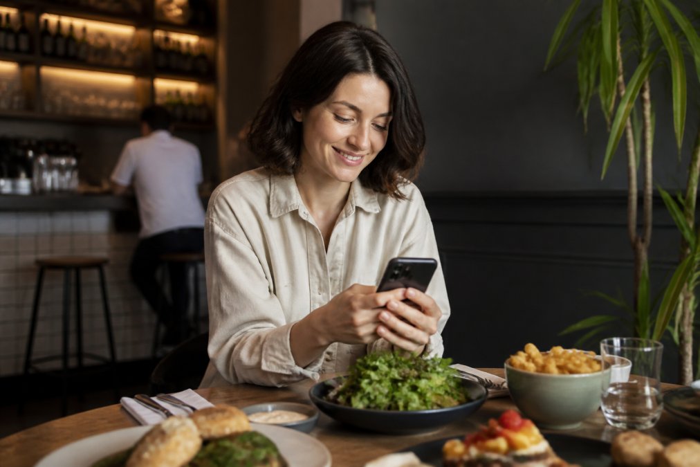 Market Restaurant Subscriptions to Existing Customers