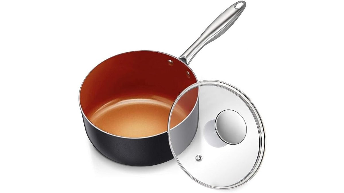 MICHELANGELO Sauce Pan with Lid, Ultra Nonstick 3 Qt Saucepan with Lid, 3 Quart Non Stick Pot Induction Compatible, Ceramic Small Pot, Copper