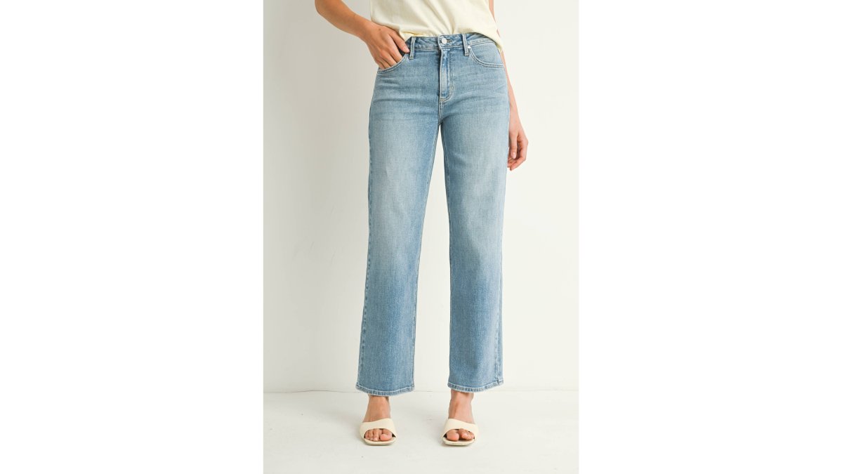 Mid Rise Stretchy Straight Leg Jean - LIGHT DENIM